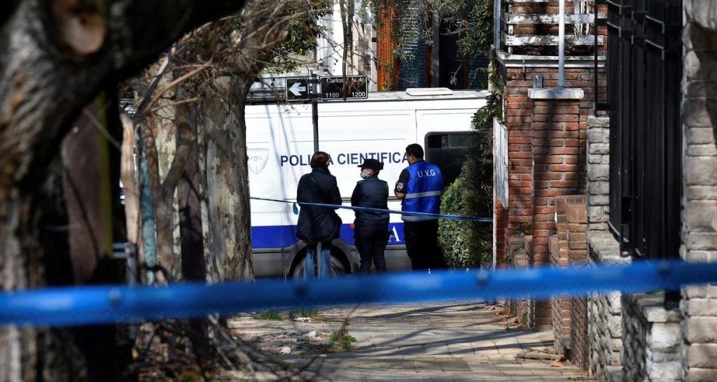 Vecinos De La Empleada Detenida Por El Asesinato De Dos Jubilados En