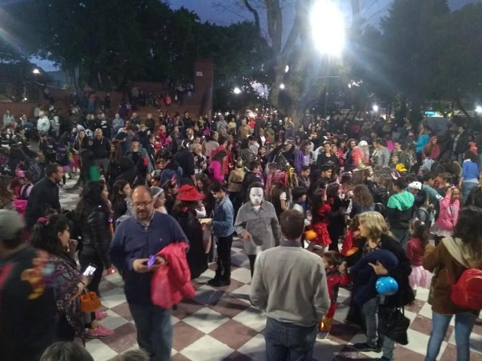 halloween-martinez-plaza