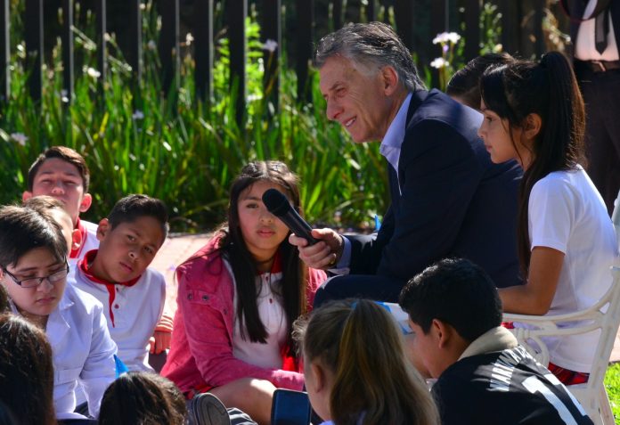 mauricio-macri-jorge-macri-festejo-democracia-quinta-olivos-3