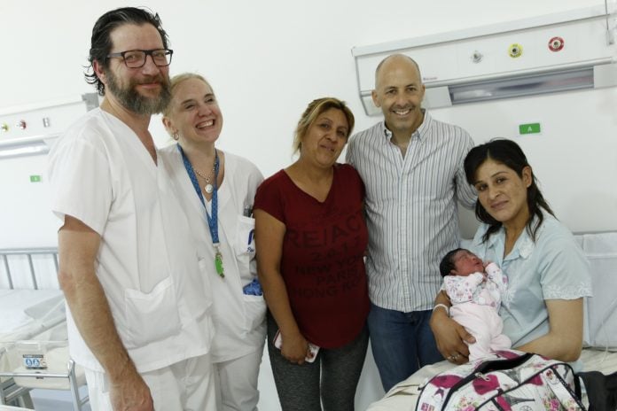 Primera Bebe Meternidad (2)