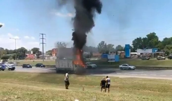 Incendio Camion Panamericana