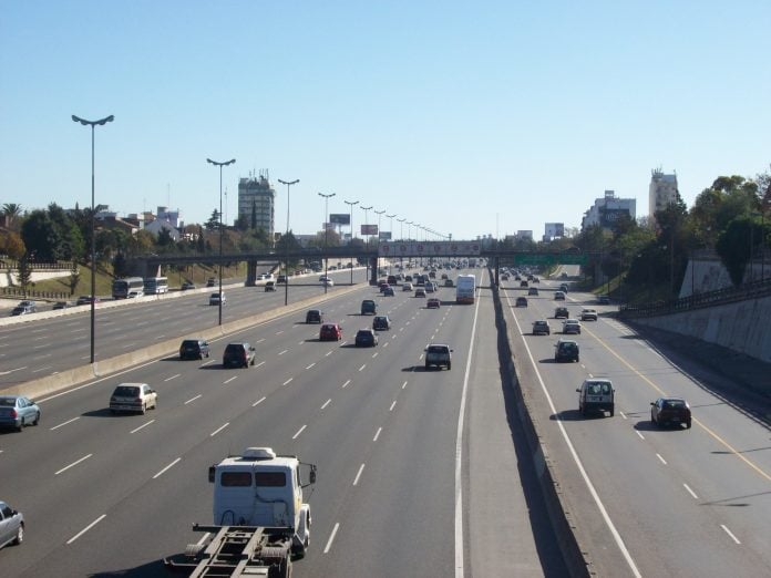 Acceso Norte Y Calle Melo Hacia El Noroeste