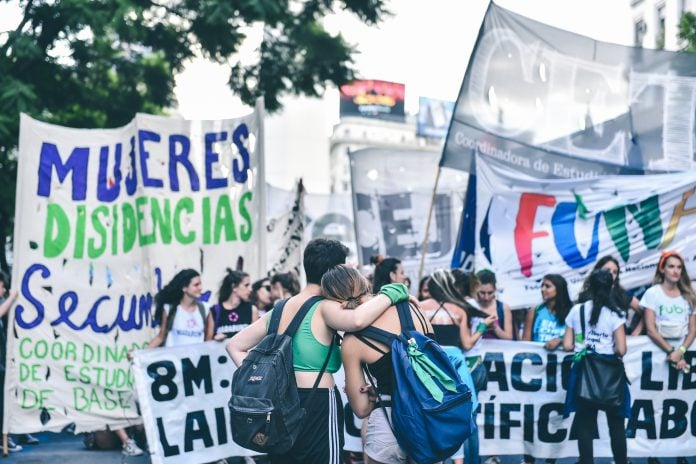 Mes De La Mujer.