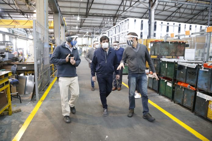 Fernando Moreira Recorrió La Fábrica Escorial, Habilitada Para Trabajar Durante La Cuarentena