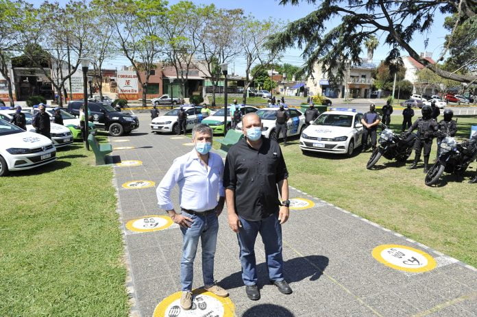 Zabaleta Y Berni Entregaron Nuevos Moviles Policiales Para Reforzar La Seguridad En Hurlingham