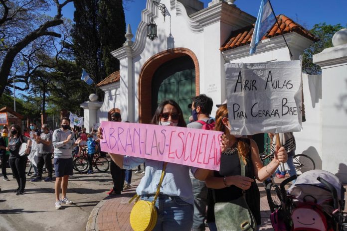 Abran Las Escuelas Olivos