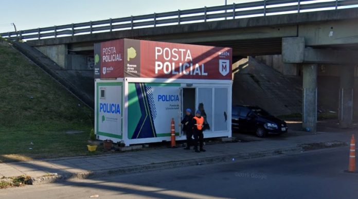 Policías Ayudan Mujer Dar A Luz En Morón