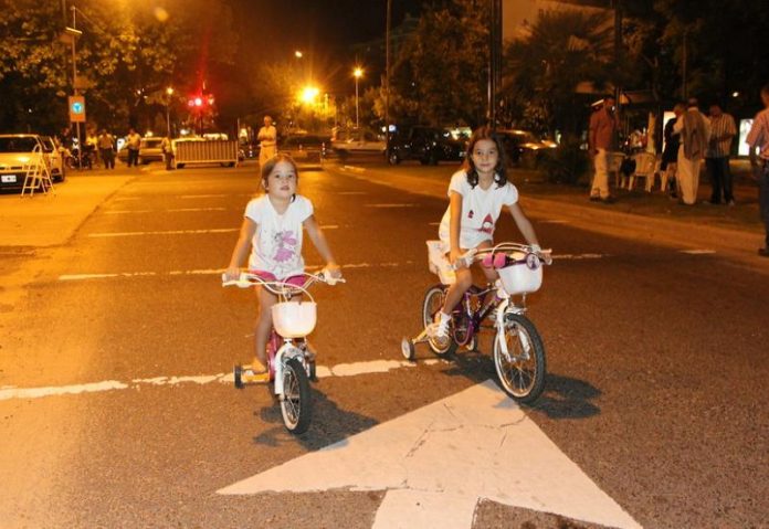 Paseo De Bicicletas Nocturno 3