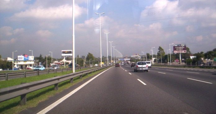 acceso oeste, haedo, choque ambulancia