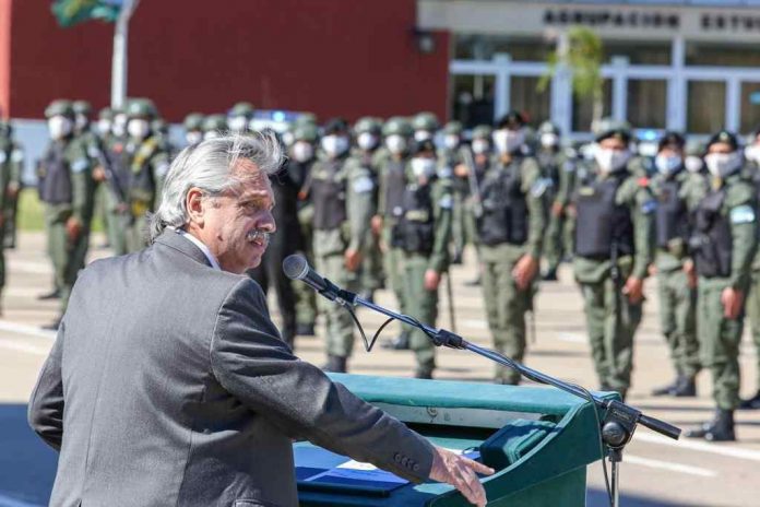 alberto fernandez gendarmeria campo mayo