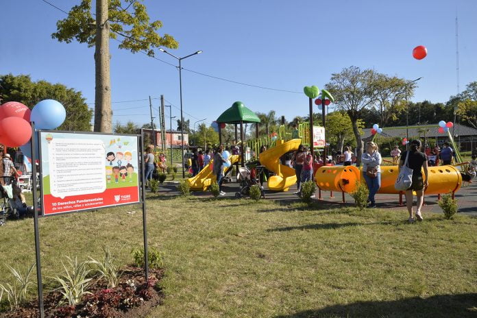 plaza de la unidad troncos del talar