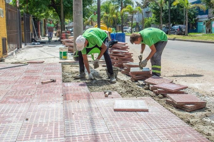 obra avenida uruguay