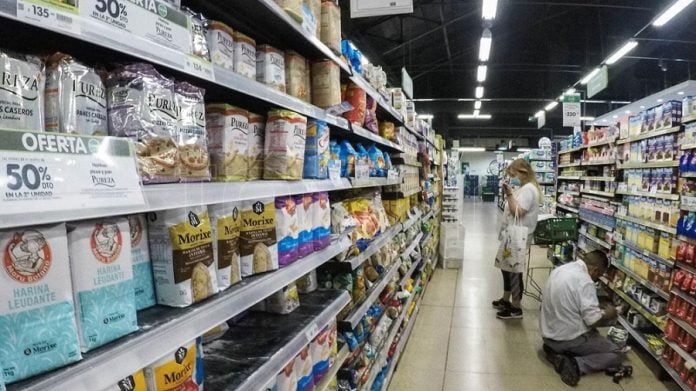 gondola harina supermercado telam