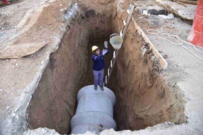 avanza la construcción del aliviador saavedra en san martín centro (1)