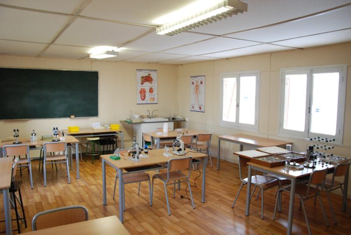 aula colegio privado 287