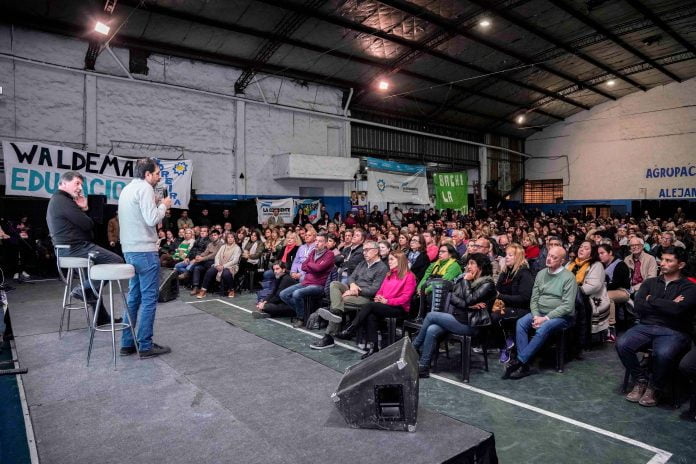 más de mil docentes y educadores populares respaldaron la candidatura de fernando moreira en san martín