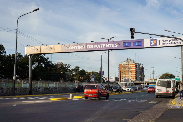 avenida rivadavia ciudadela tres de febrero