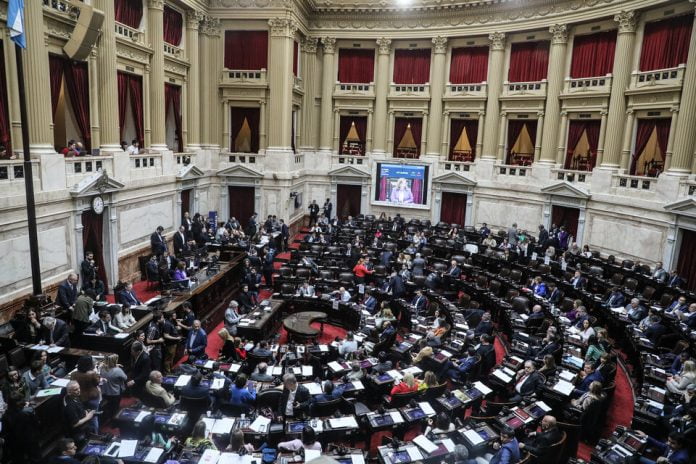 ganancias diputados tratamiento 